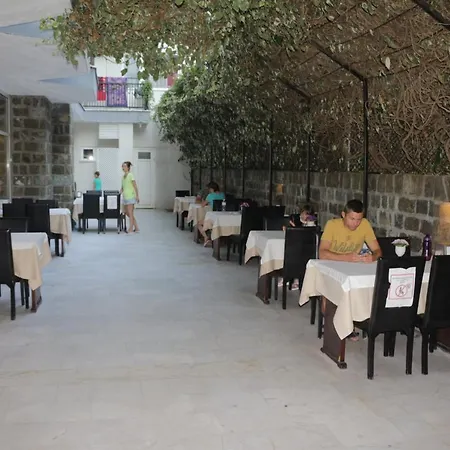 Zeus Turunc Hotel Hotell